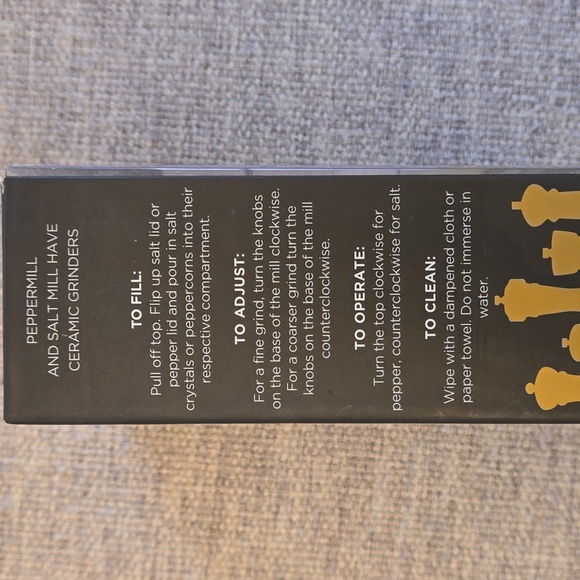 Salt and Pepper Grinder - Picture 2 of 4